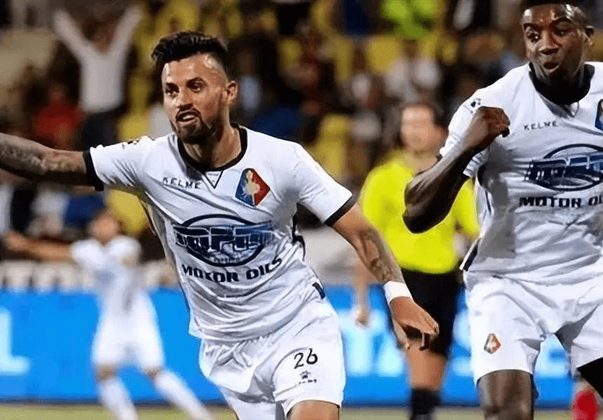 是巴克利盛 是巴克利盛